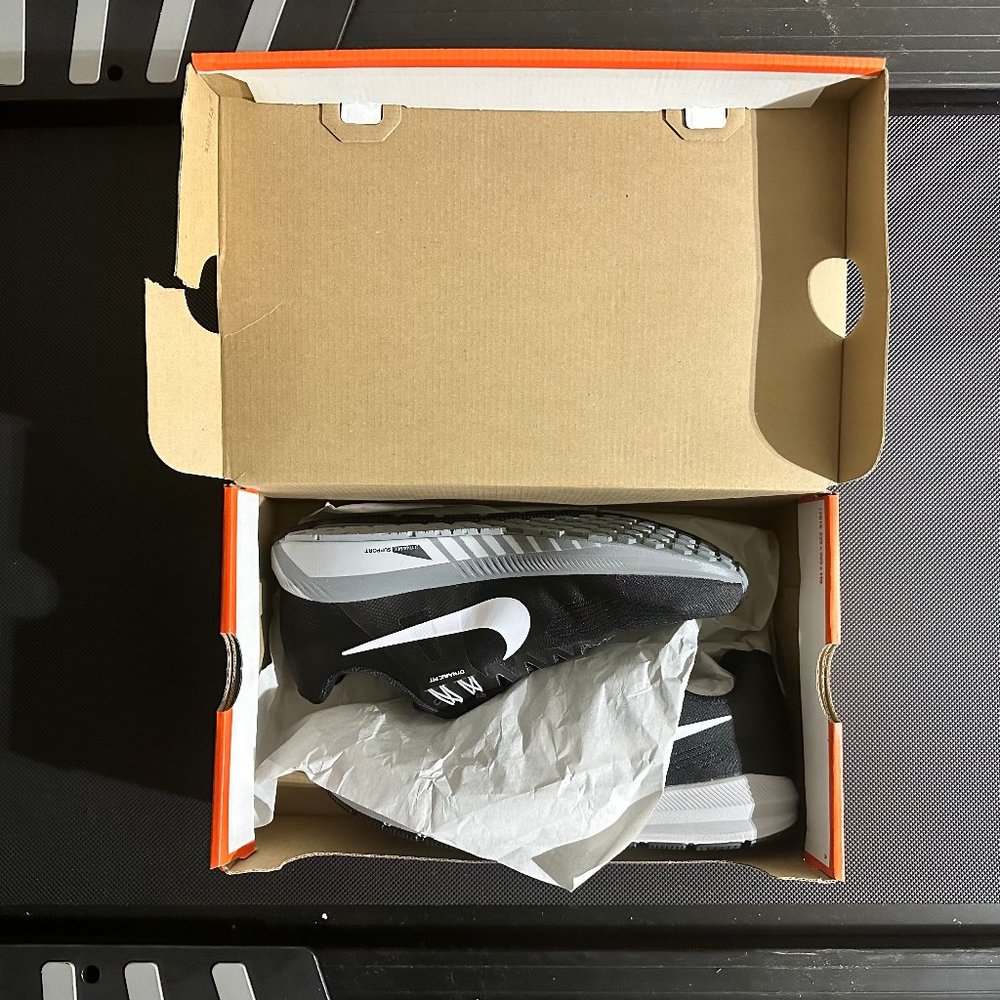 Women’s Nike Air Zoom Structure 21